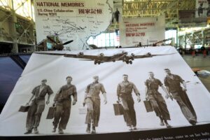 一场展览 半生追寻  章东磐：乐当历史的“搬运工”