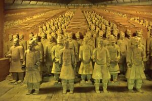 穿越千年烽烟的大秦史诗  走近“世界第八大奇迹”