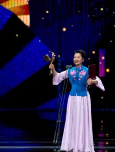 何赛飞  演戏就像谈恋爱