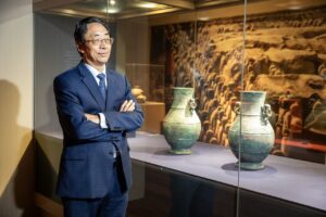 中美文博圈的文化使者  焦天龙：在艺术世界不断挑战自我